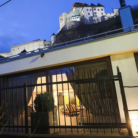 Pod Hradom Penzión pre hostí